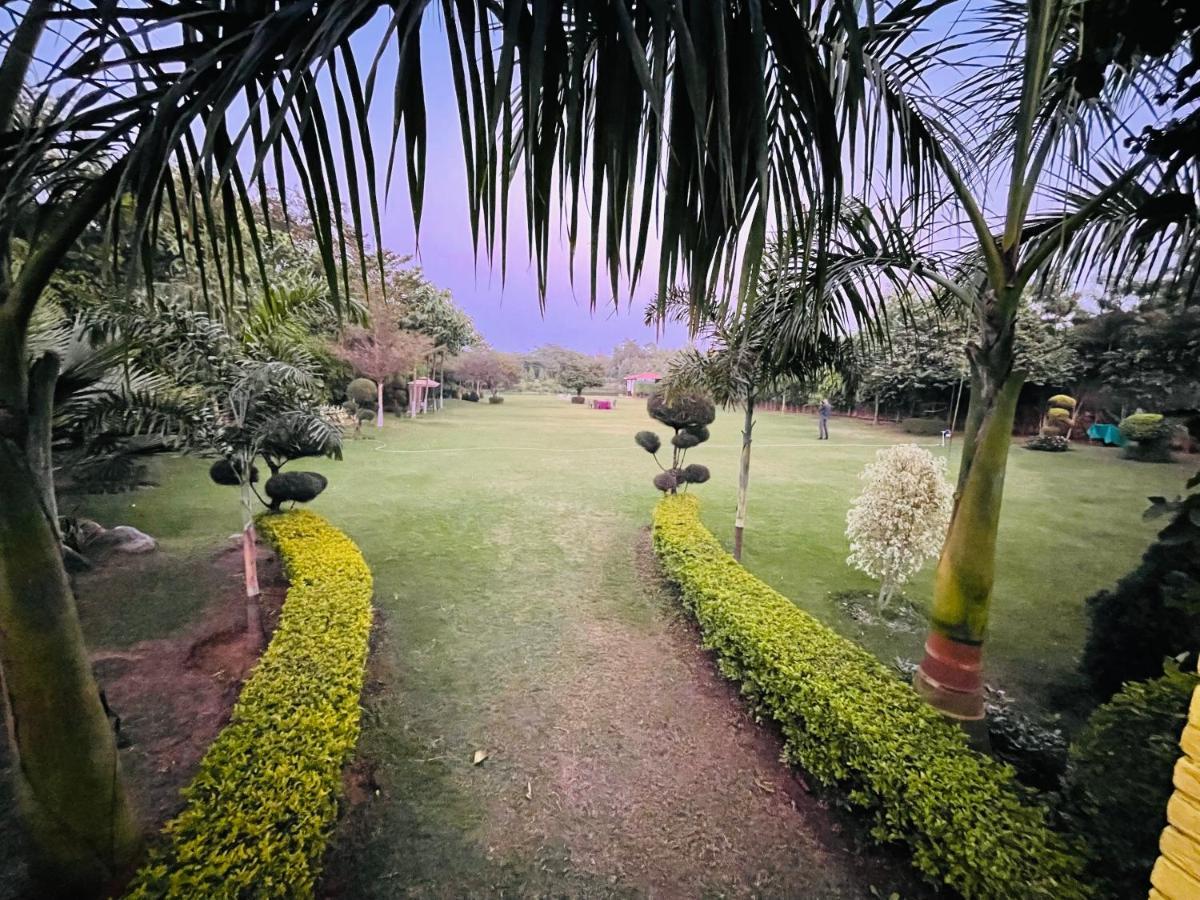 Anantam Aravali Villa Gurgaon Buitenkant foto
