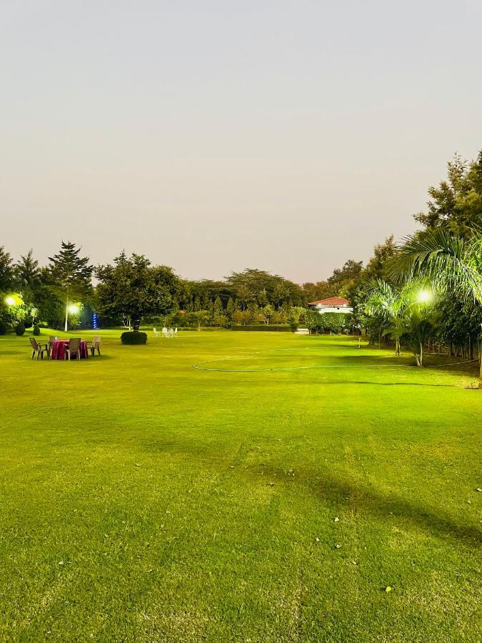 Anantam Aravali Villa Gurgaon Buitenkant foto